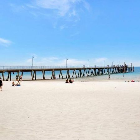 Pier 108 Glenelg Apartment Exterior photo